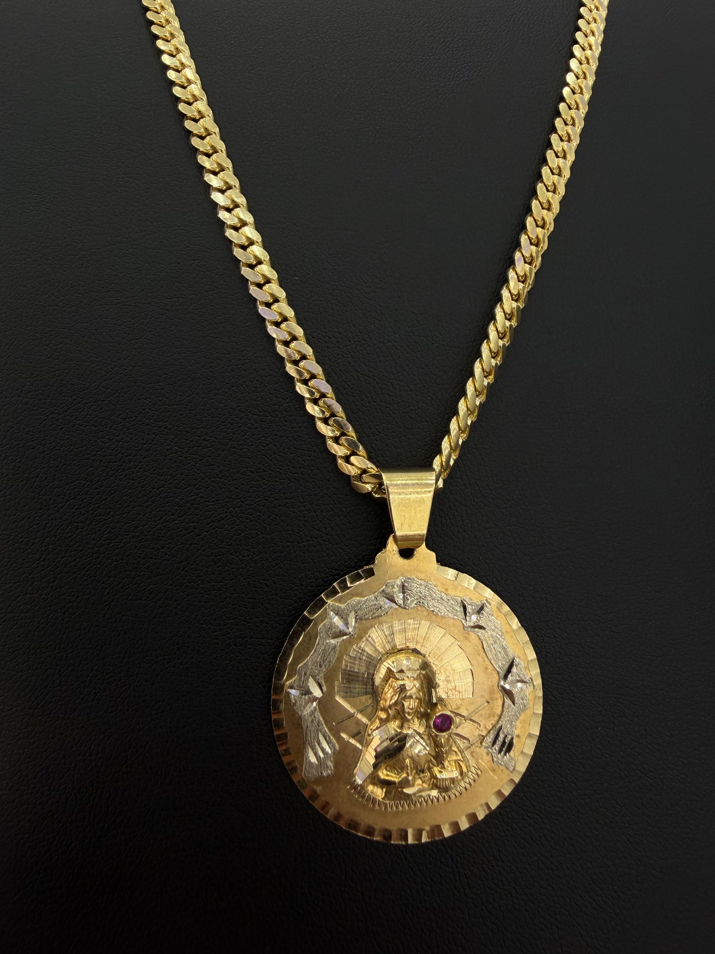 Miami Cuban link 4 mm x 24” + Pendant Santa Barbara (sólid) 10k gold