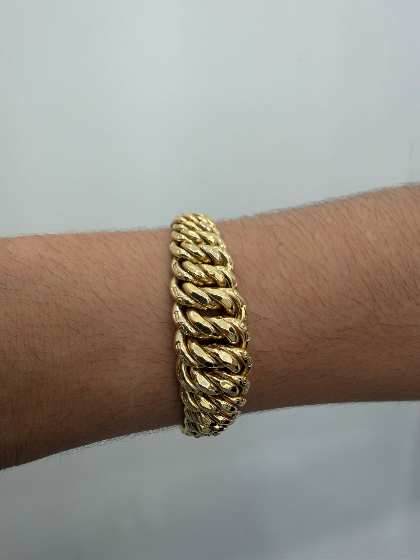 Women's Princess Bracelet — 10K Gold