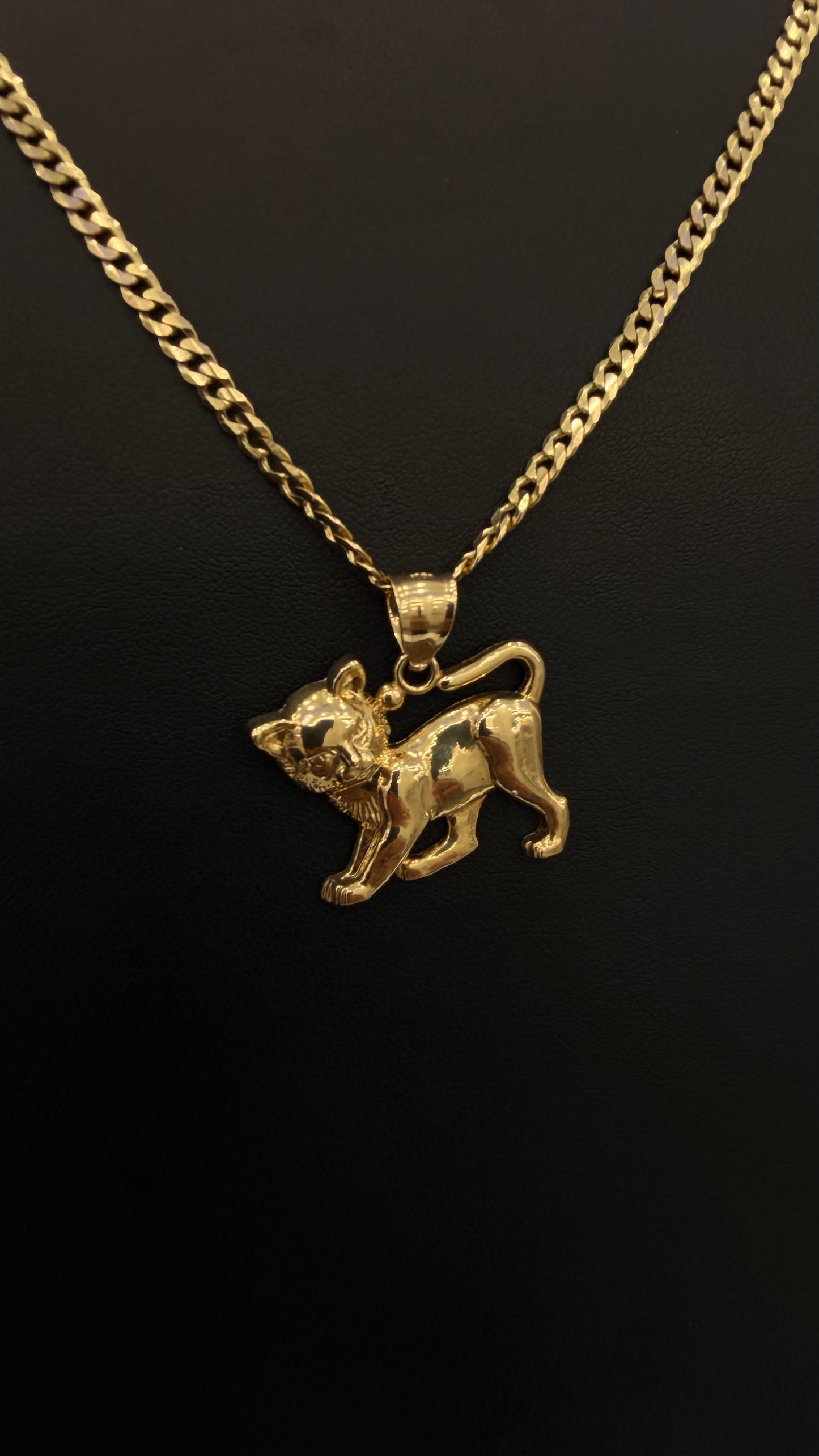 Cat Pendant 10k gold