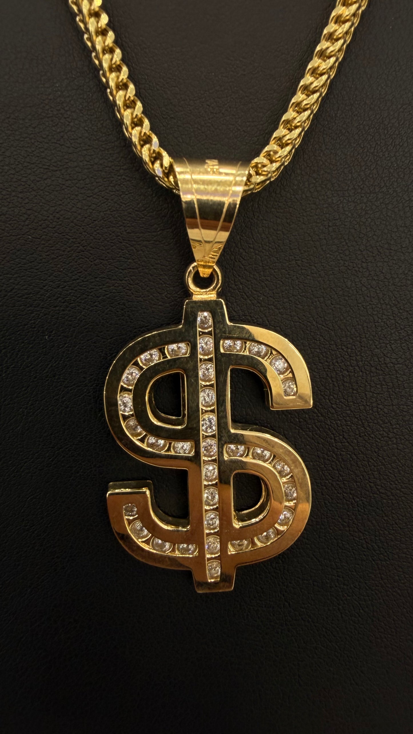 Dollar Sign Pendant 10k gold