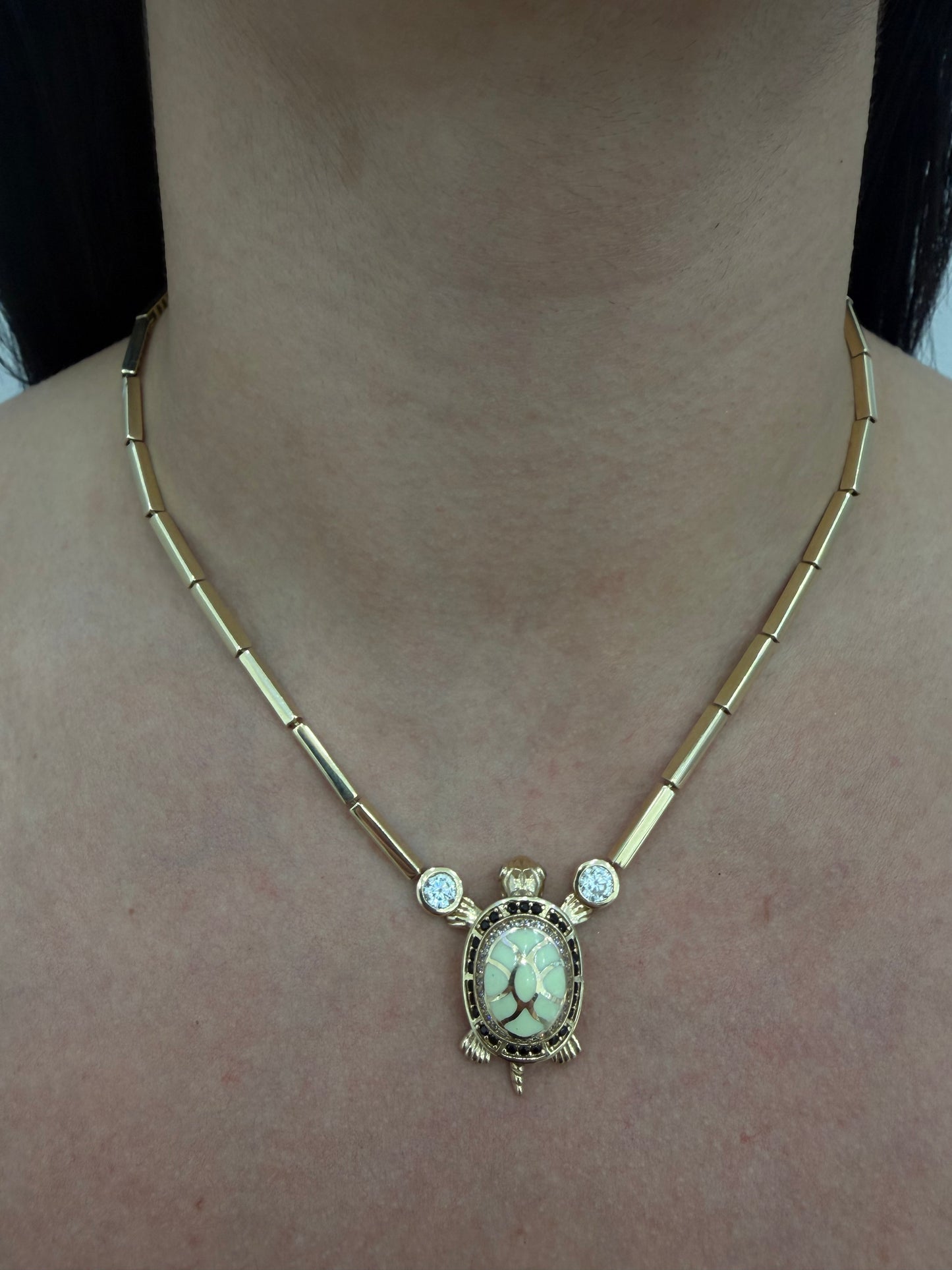 Women's Choker (Turtle) – 10K Gold