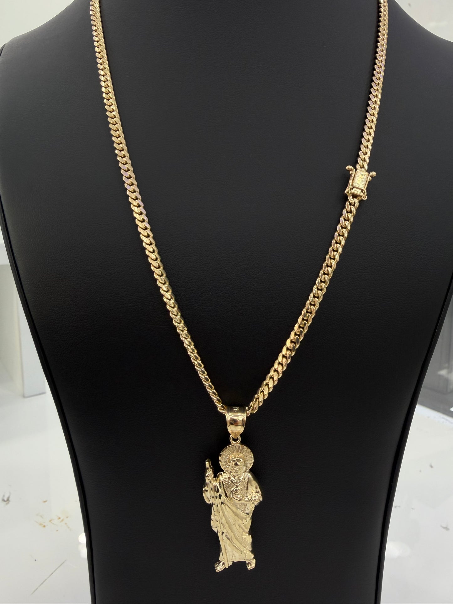 Miami Cuban link 4 mm x 24” (sólid) + Pendant San Judas 10k gold