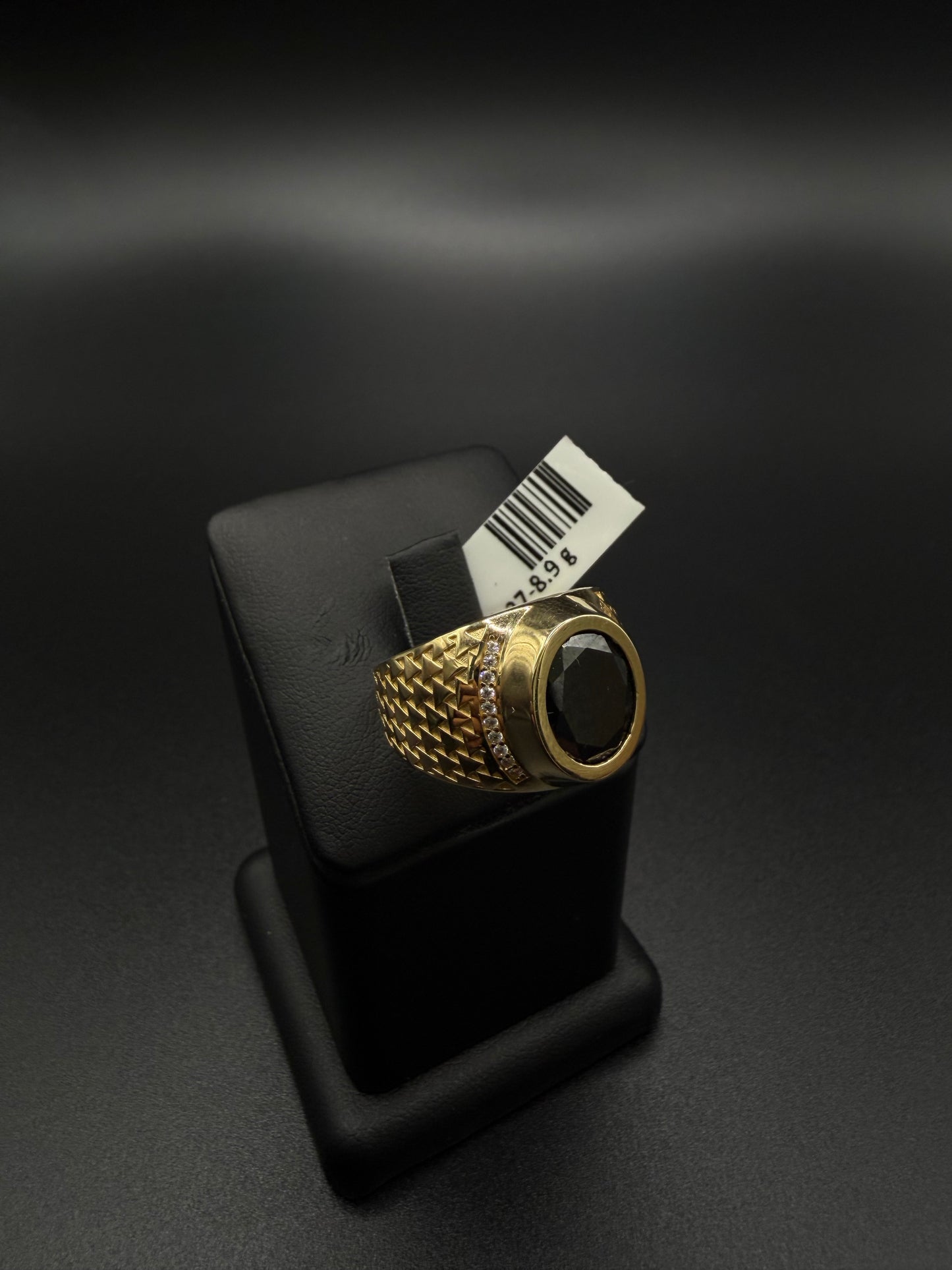 14k Gold Ring with Black Stone, Size 10
