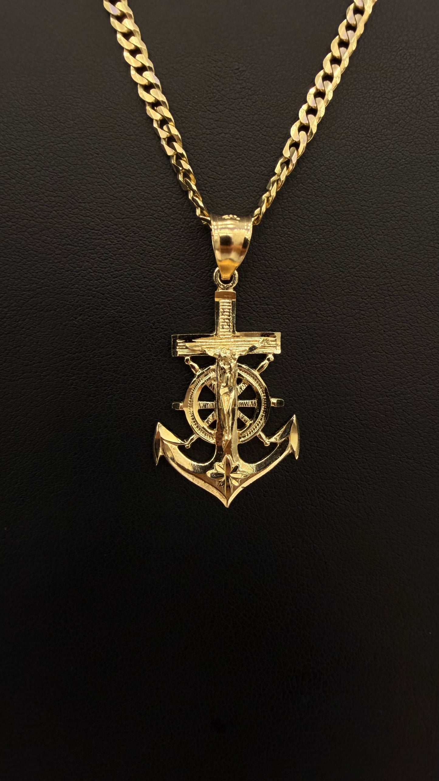 Anchor pendant 10k gold