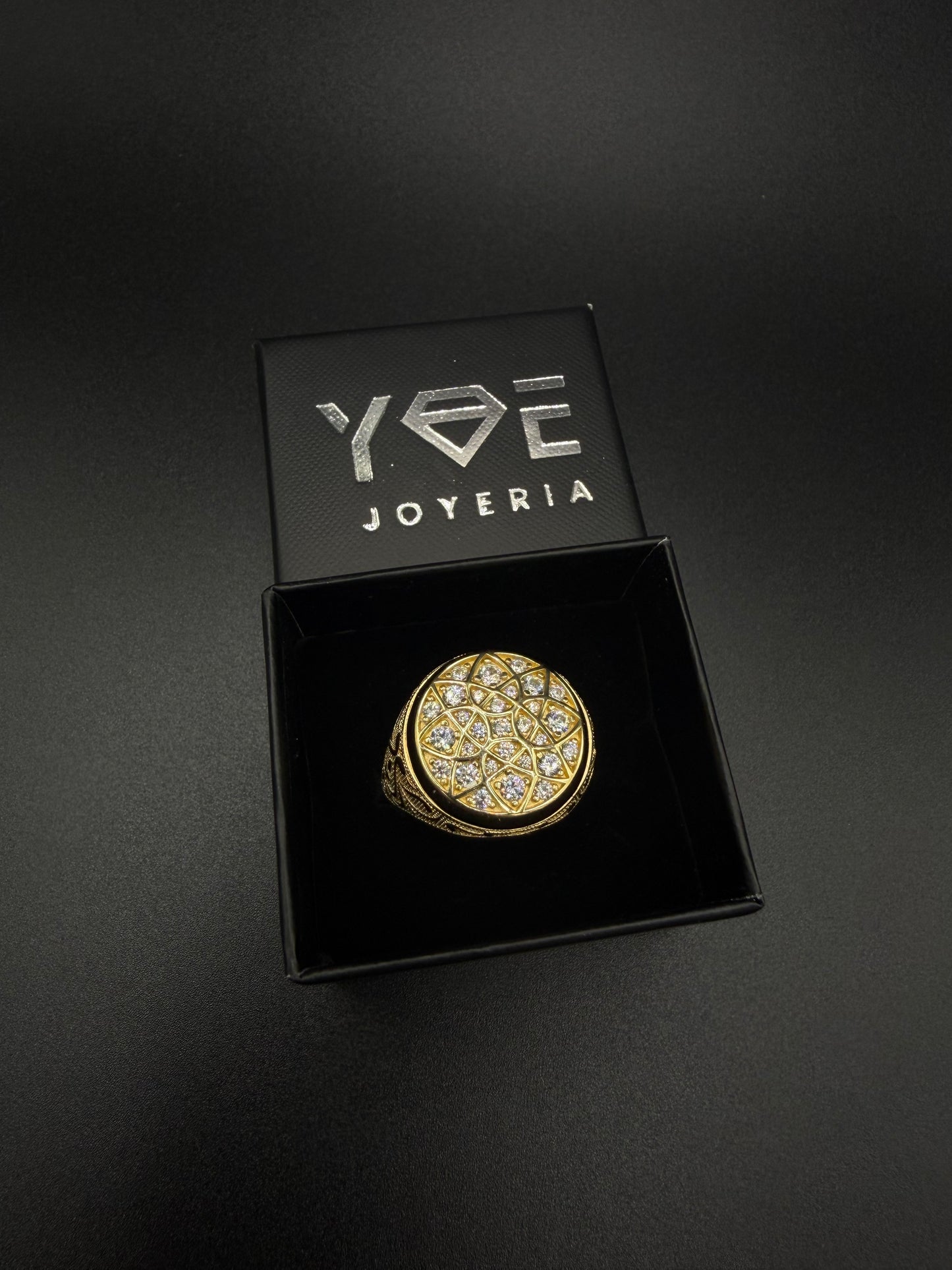 14k Gold Rosette Ring, Size 11