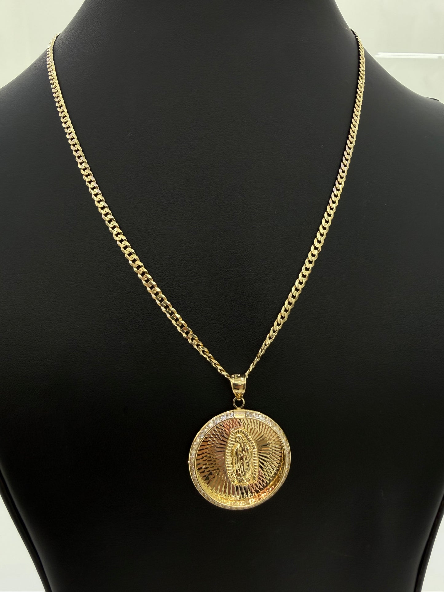 Brilliant-Cut Chain (Solid) + Guadalupe Pendant — 10K Gold