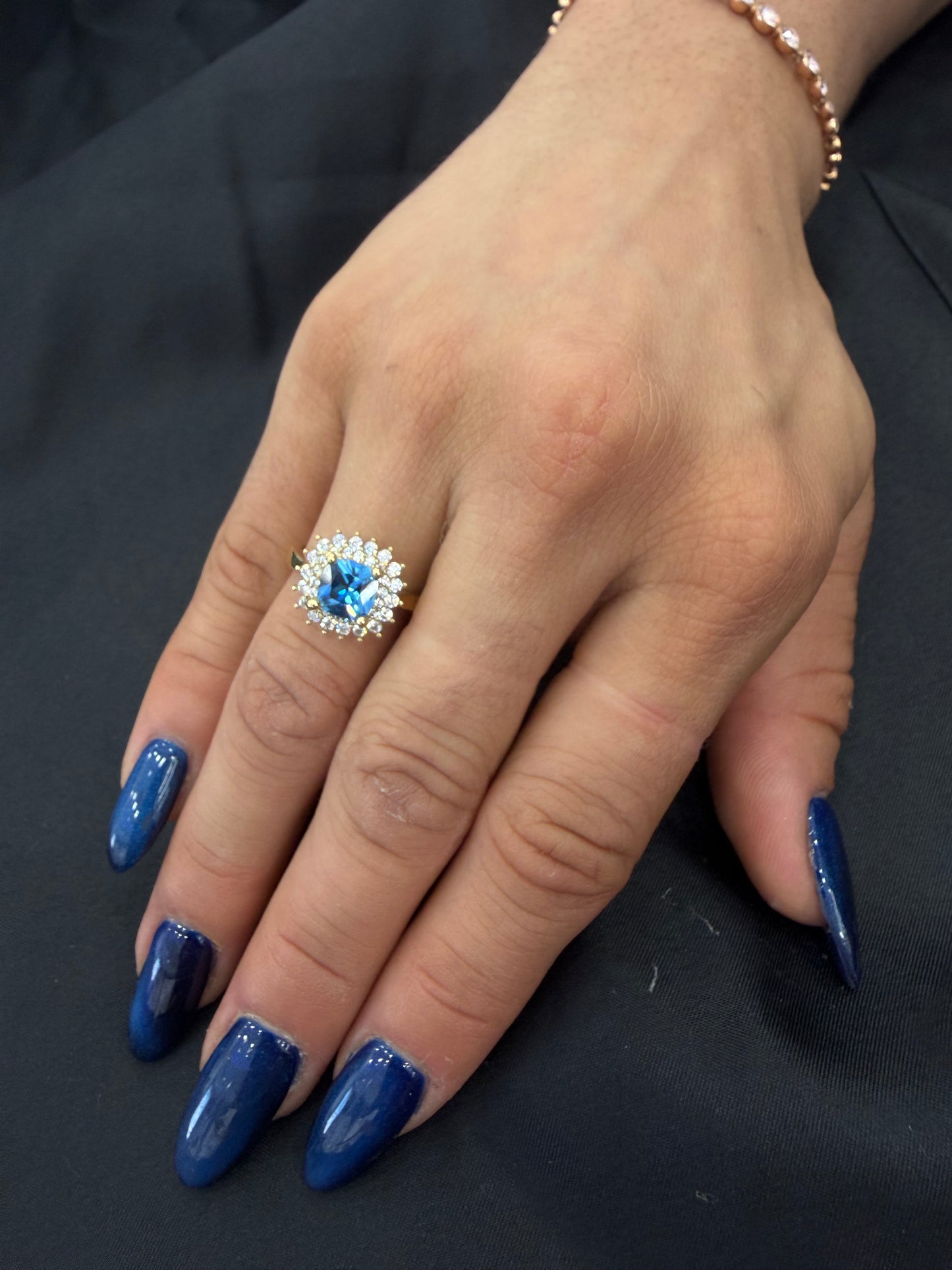 Women's Ring with Blue Stone, 10K Gold, Size 7 1/4