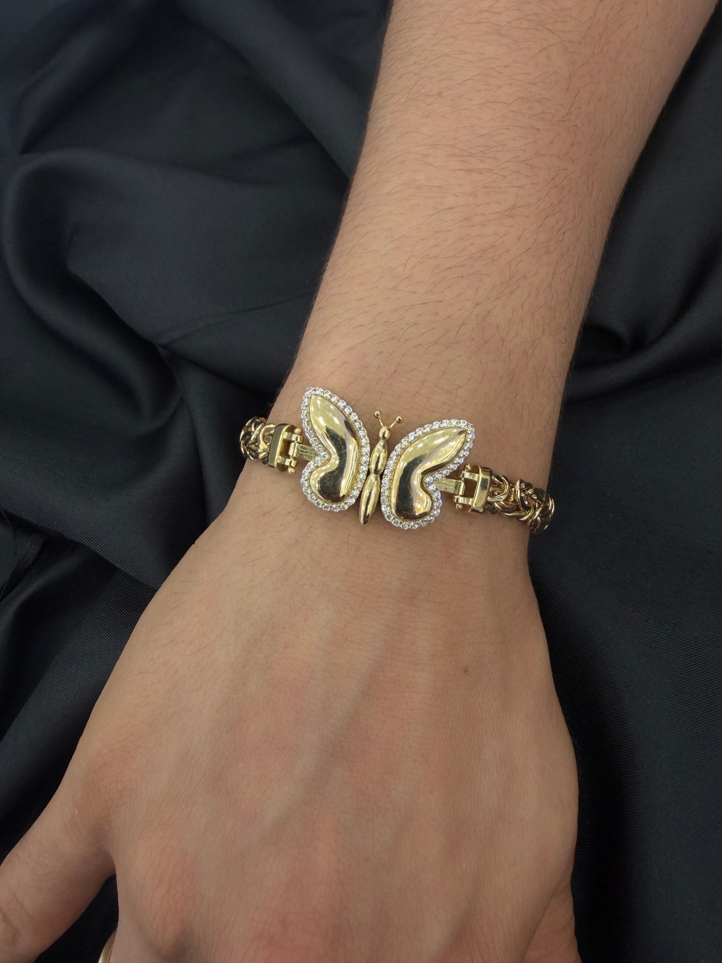 Women's Butterfly Bracelet – 10K Gold
