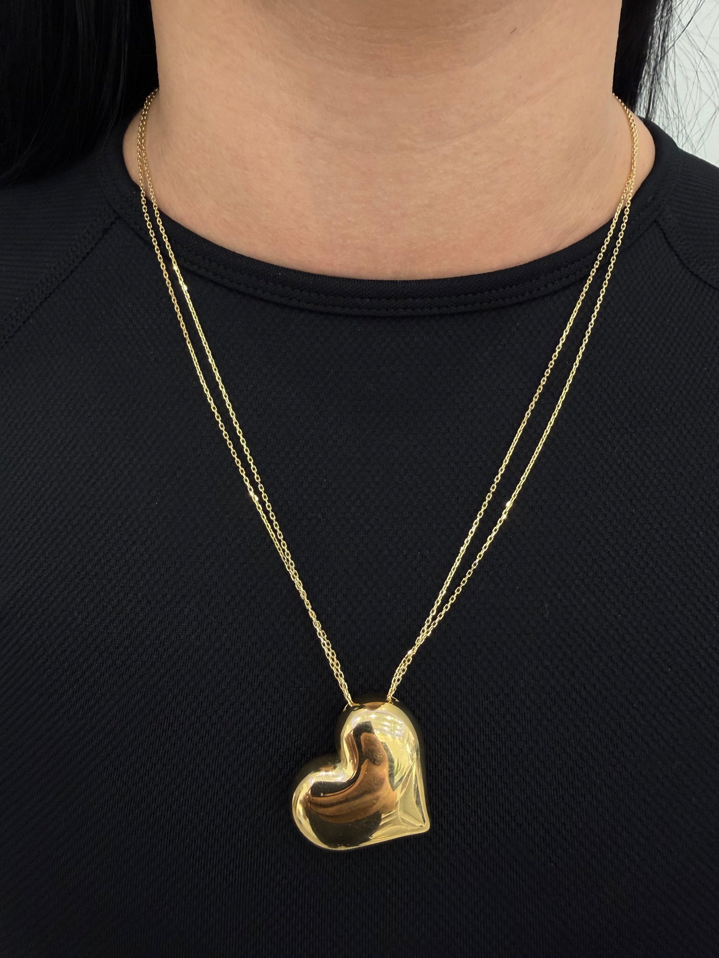 Women's 10K Gold Chain with Heart Pendant 22”