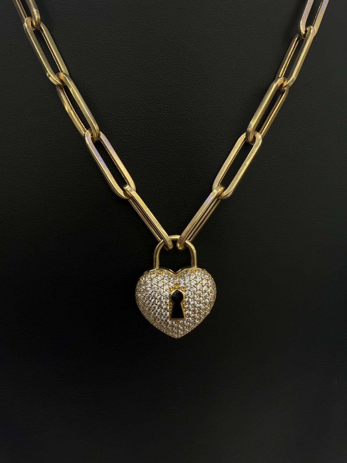 Women's Choker (Padlock) – 10K Gold