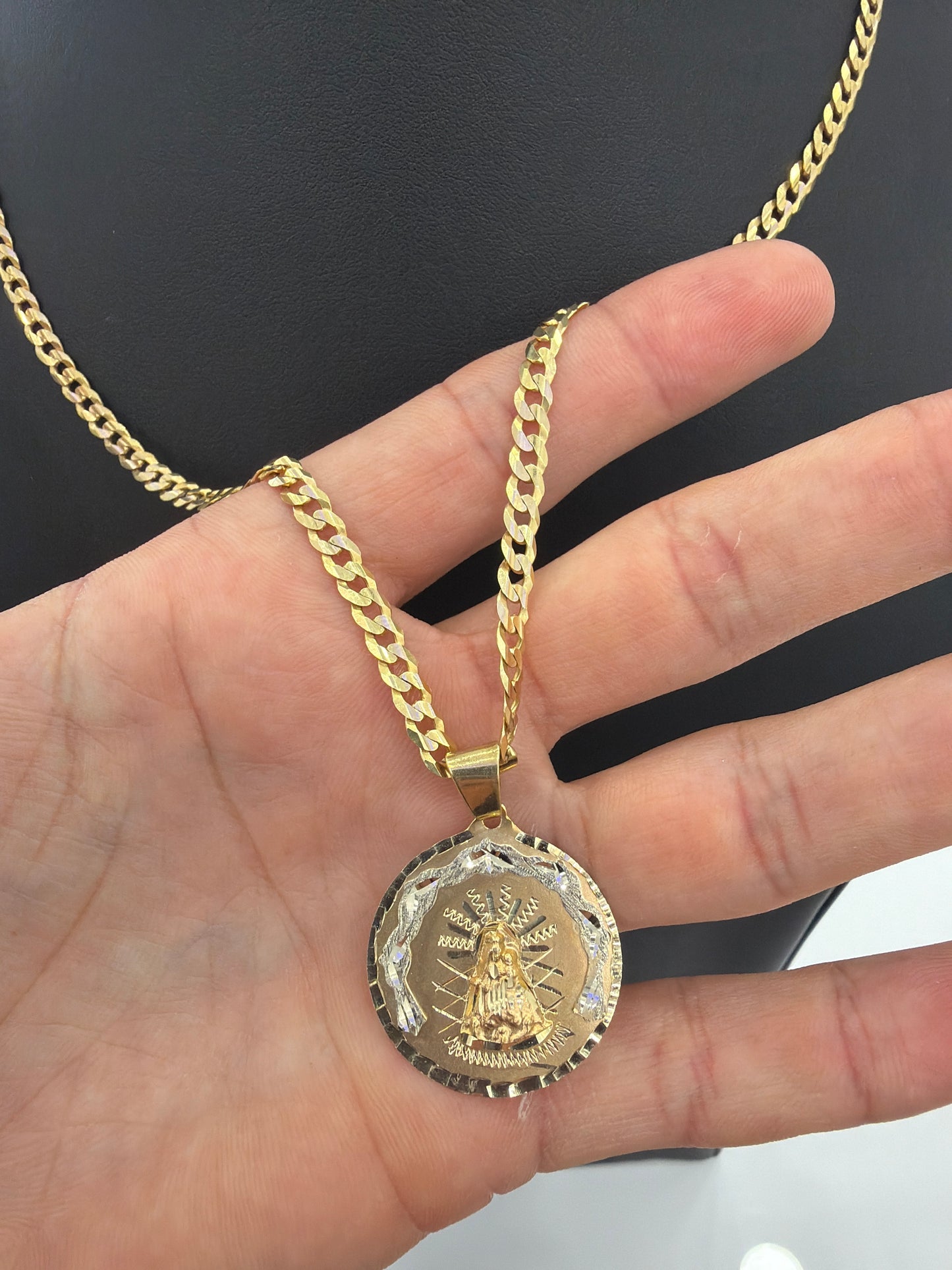 Cuban Chain + Virgin Pendant (10k) (Solid)