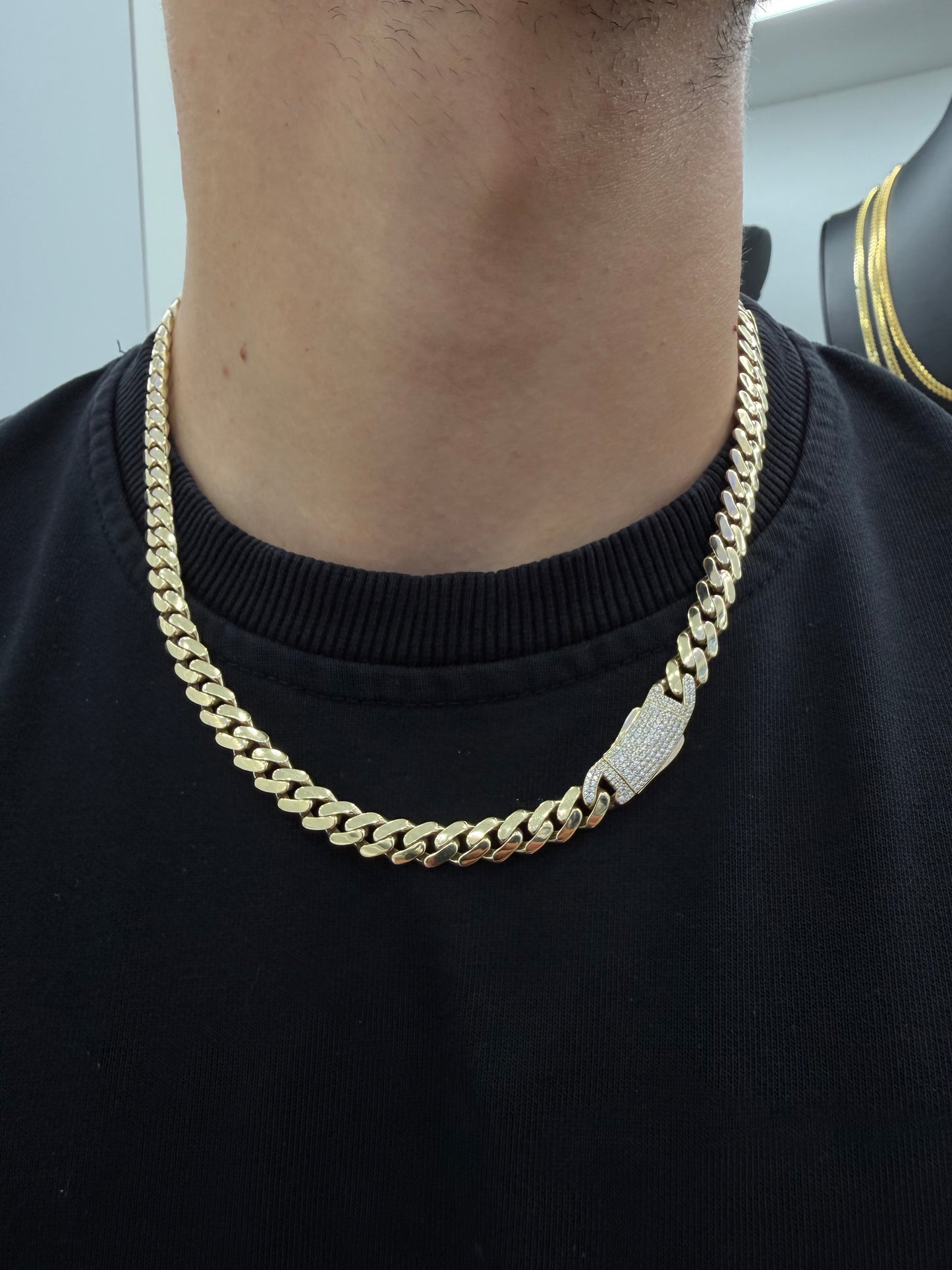 Monaco Chain 7.5 mm x 20” 10k Gold