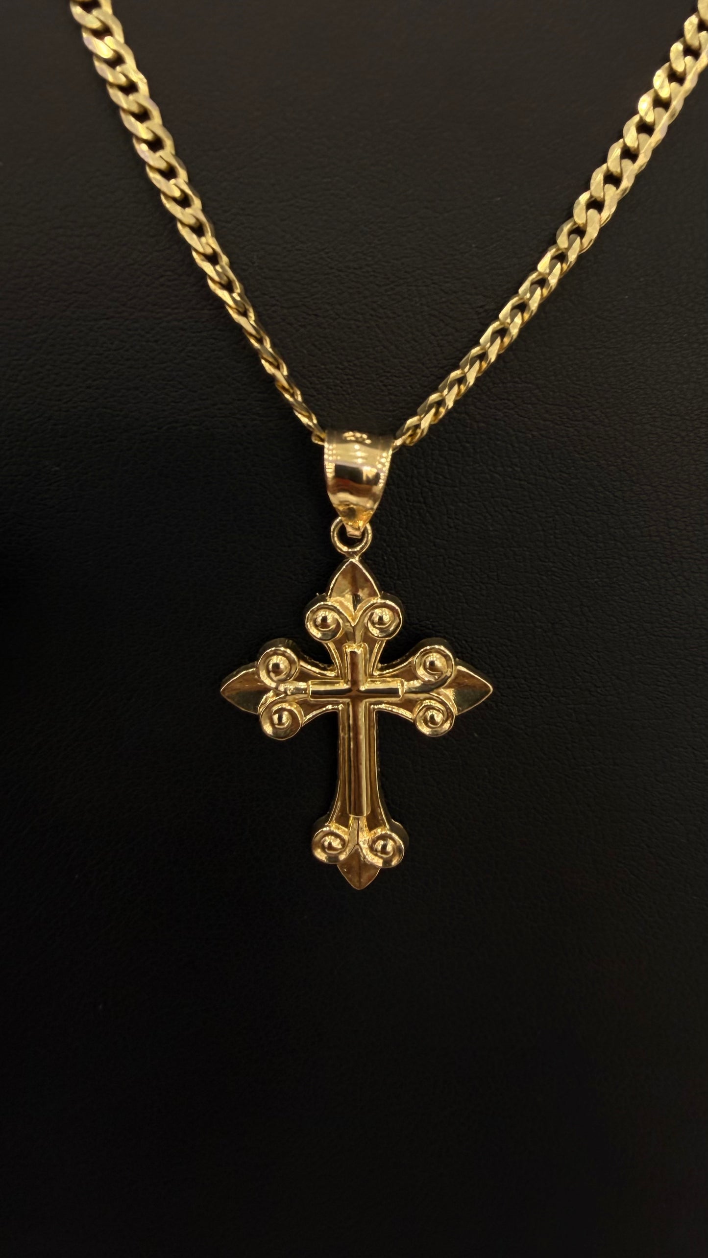 Cross Pendant 10k gold