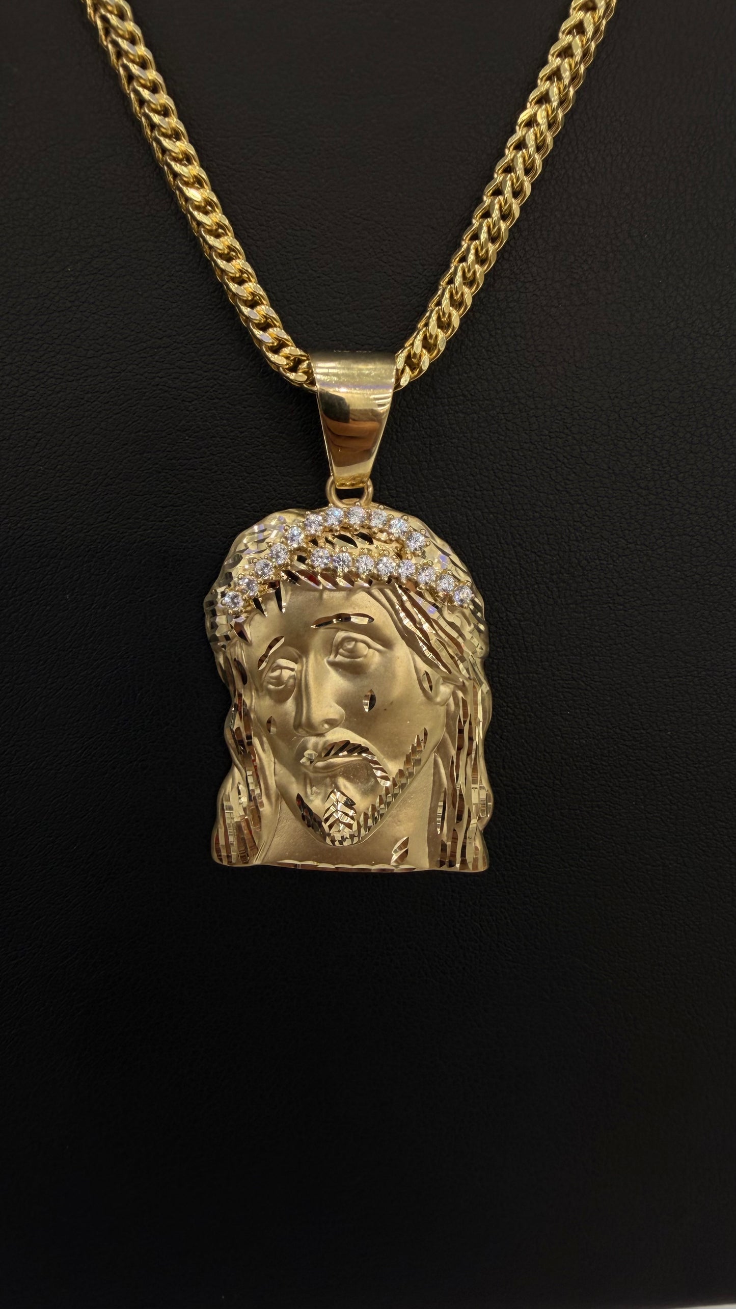 Jesus pendant 10k gold