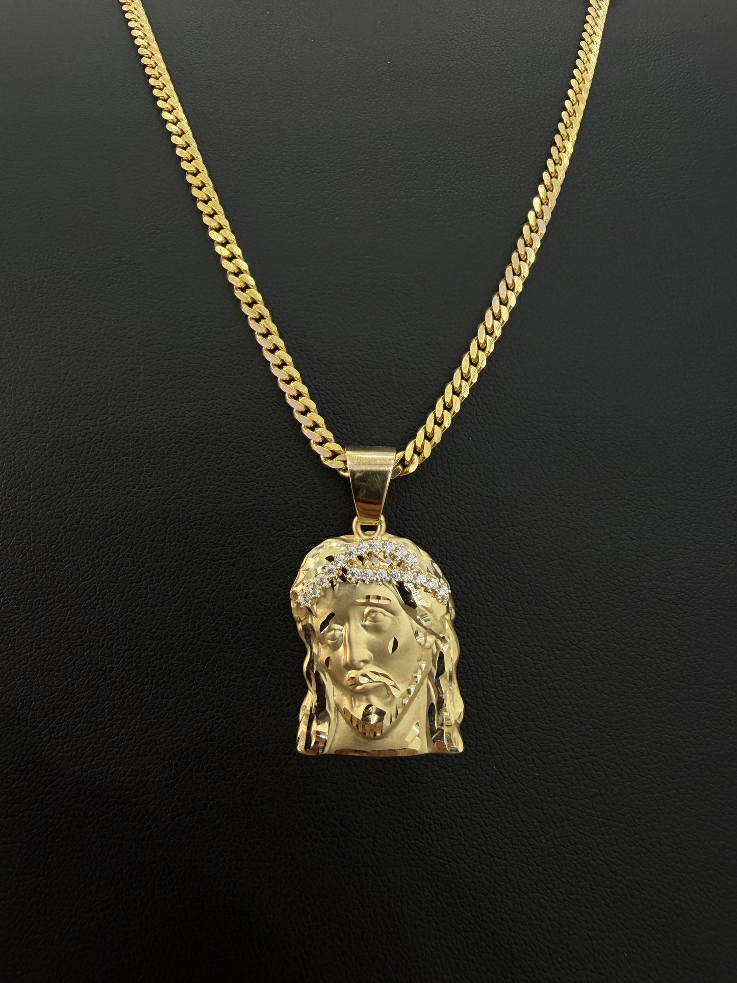 Miami Cuban link 3 mm x 24”  + Pendant Jesus Face (sólid) 10k gold