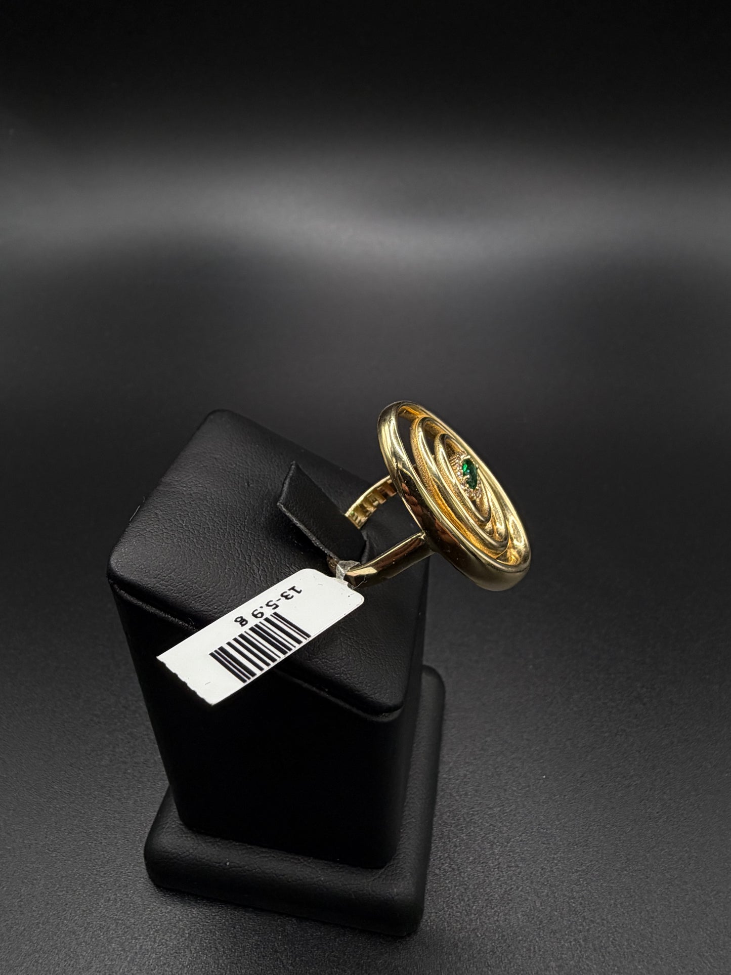Women's Ring with Green Stone, 14k Gold, Size 8.5