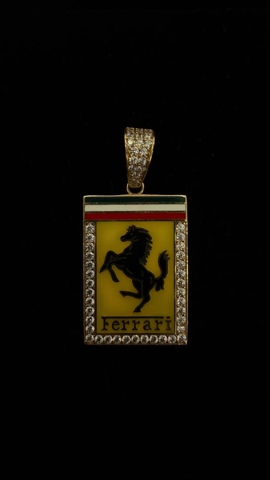 Horse pendant 🐎 10k gold