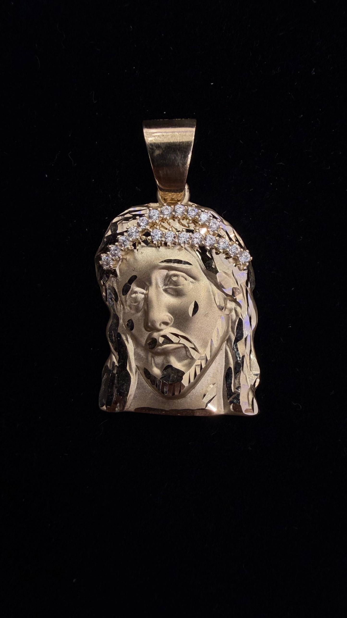 Jesus pendant 10k gold