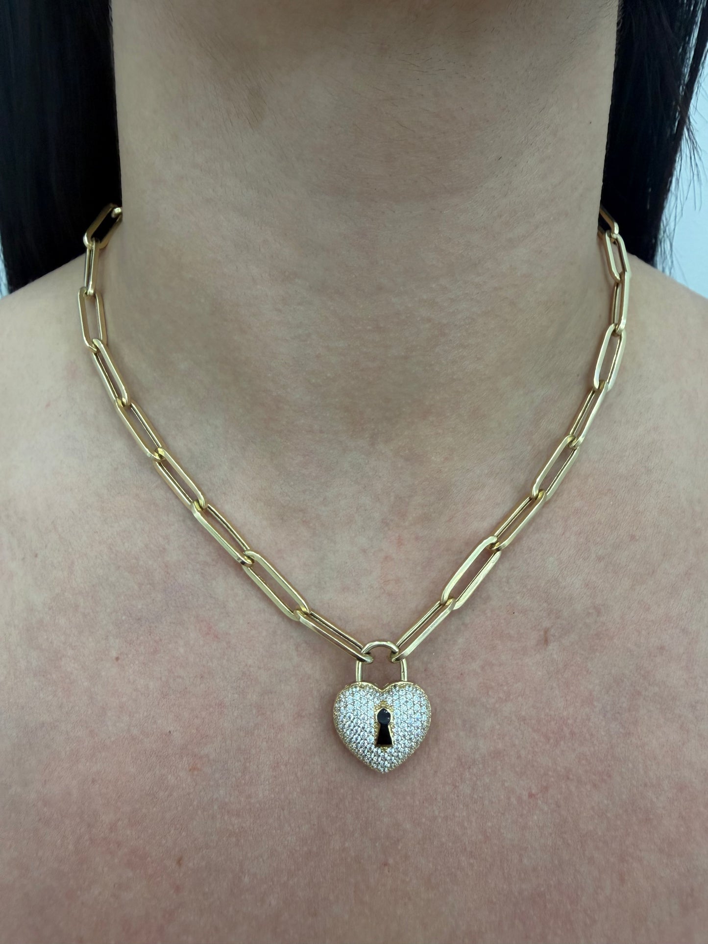 Women's Choker (Padlock) – 10K Gold