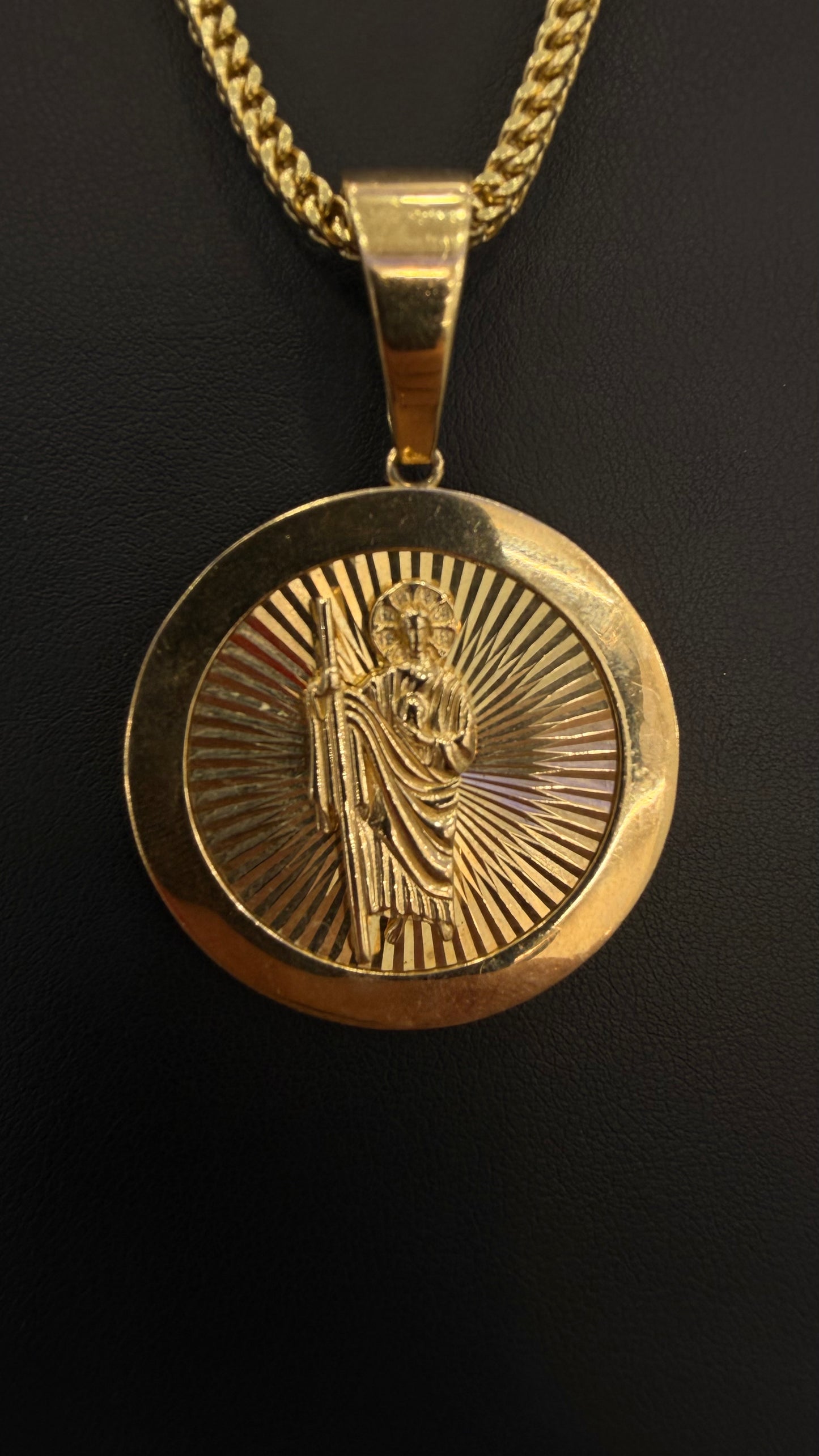 Saint Jude Pendant 10k gold