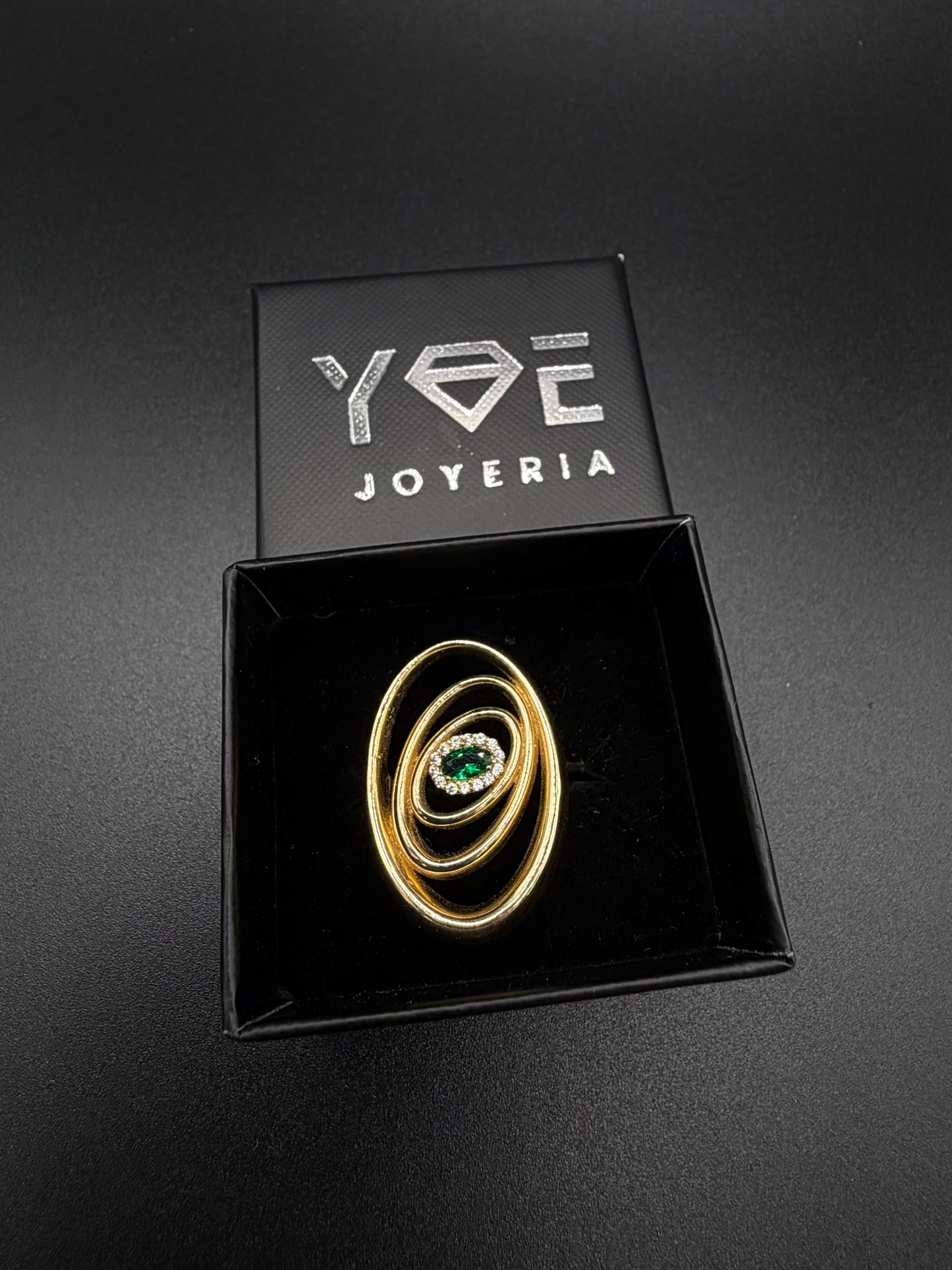 Women's Ring with Green Stone, 14k Gold, Size 8.5