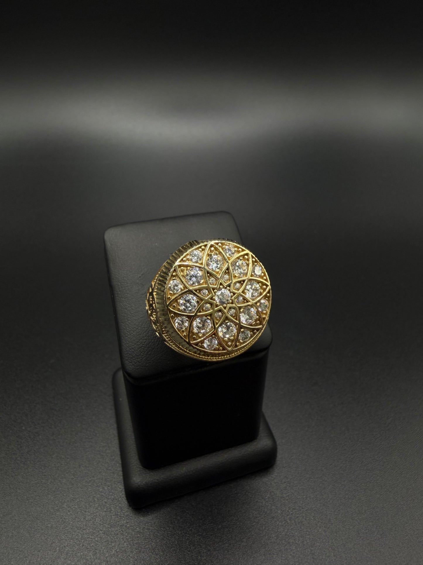 10K Gold Rosette Ring, Size 9 1/2