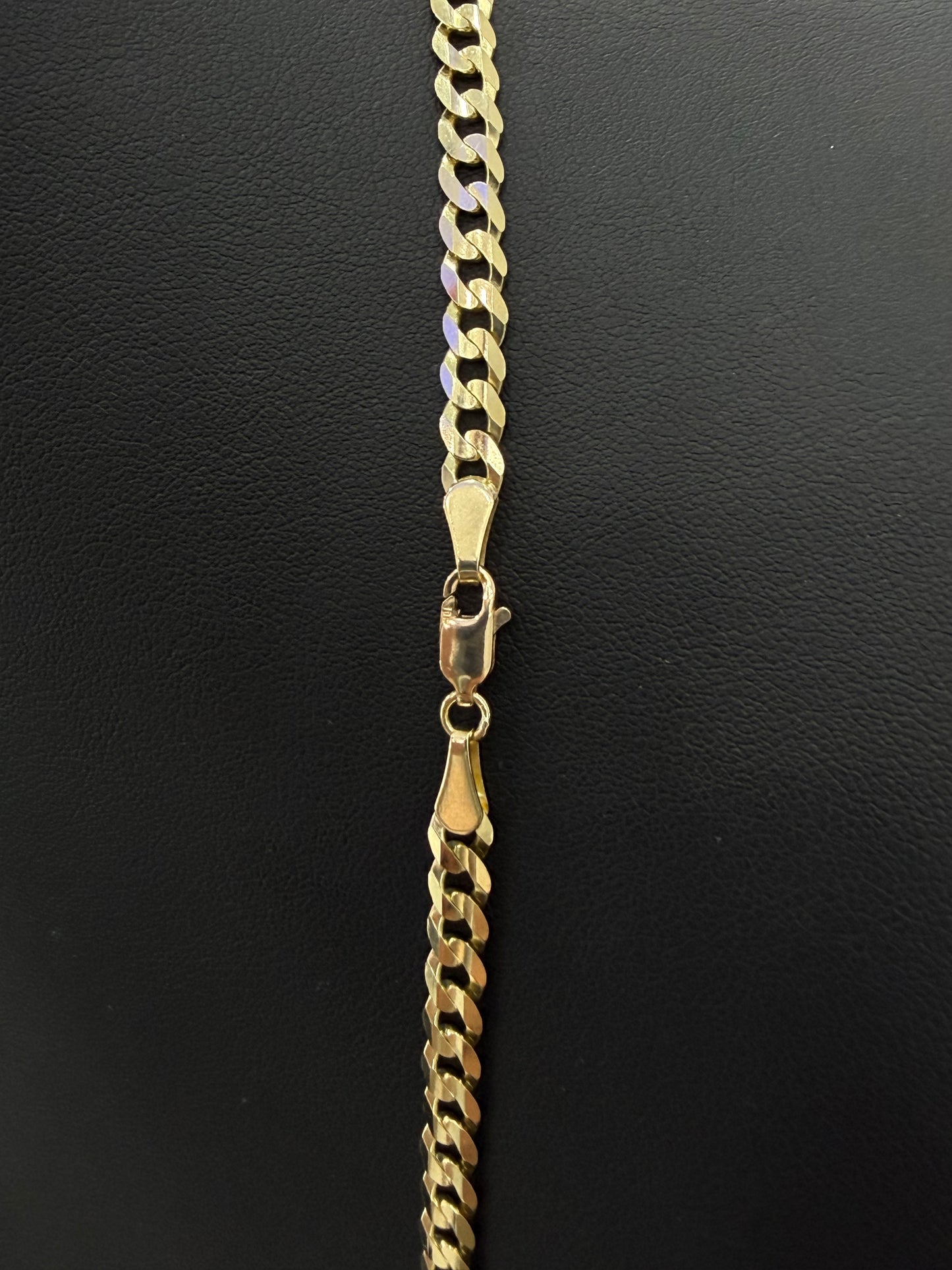 10K Gold Diamond Cut Chain 5mm x 22 Inches with Pendant