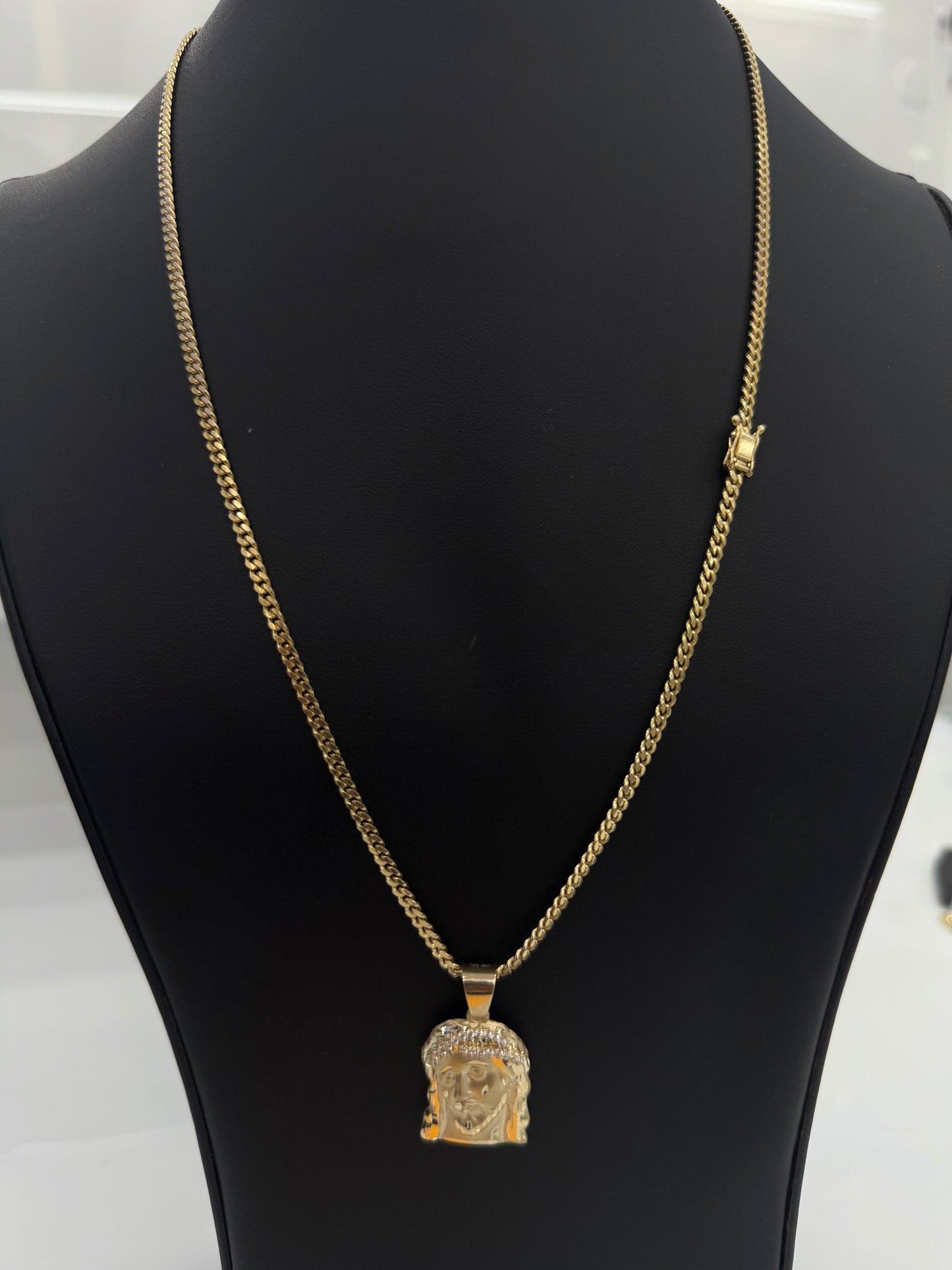 Jesus Face Pendant 10k Gold