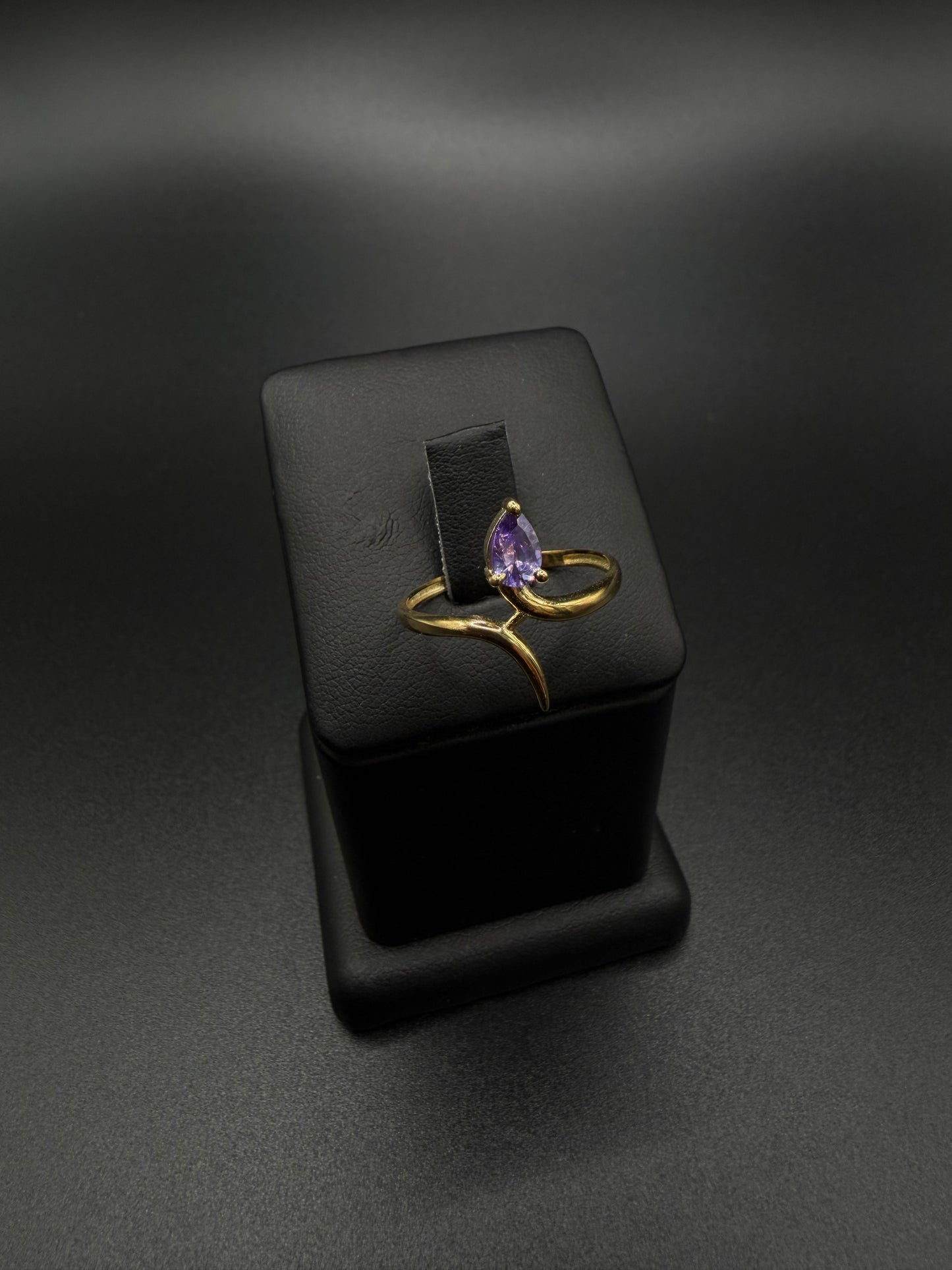 Women's 10K Gold Ring, Size 8