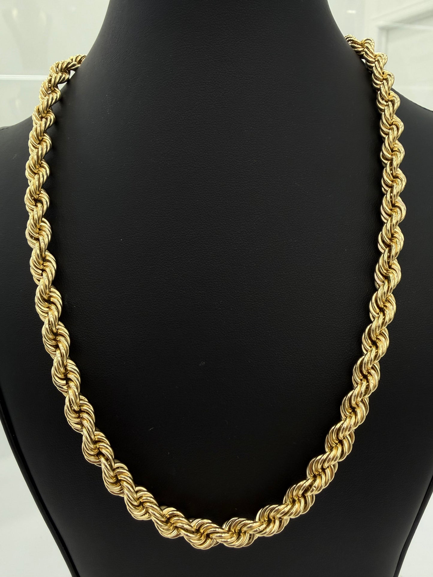 Rope Chain (Hollow) – 8mm – 10K Gold