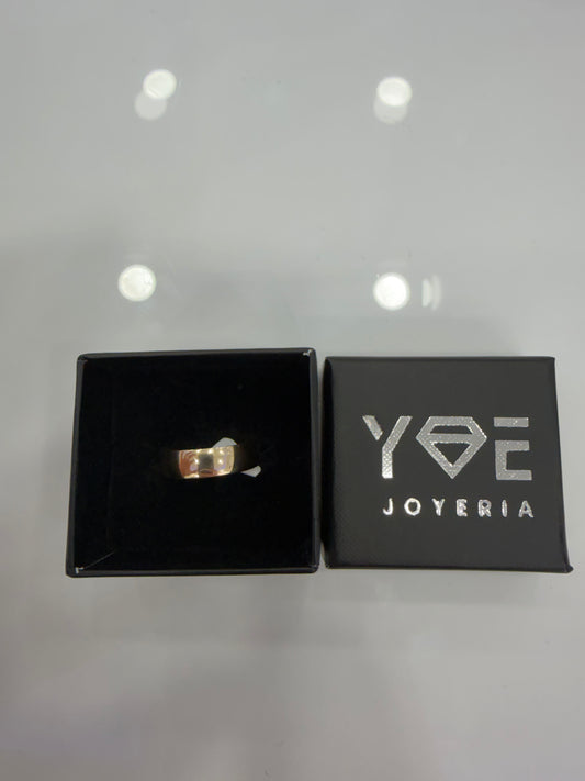 14k gold wedding band