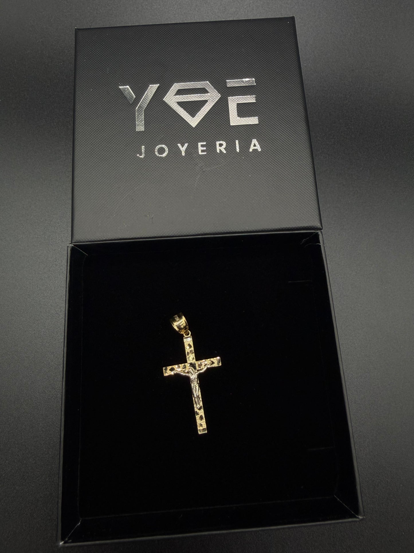 Cross pendant 10k gold