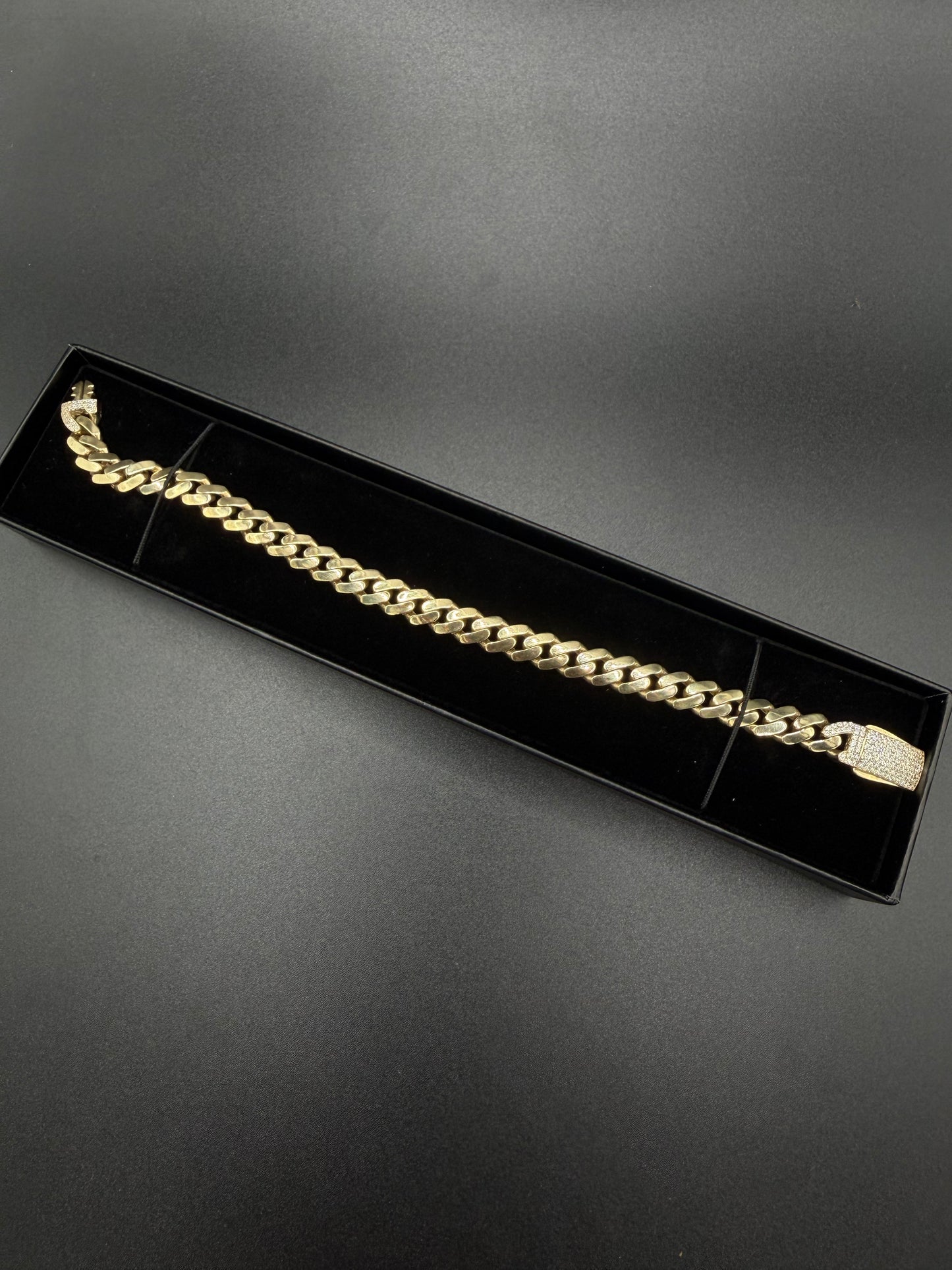 10k Gold Monaco Bracelet, 7.5 mm x 8” (Hollow)